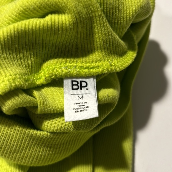 B.P. Nordstrom’s Women's Green Turtleneck Long Sleeve Top Size M - Picture 3 of 5